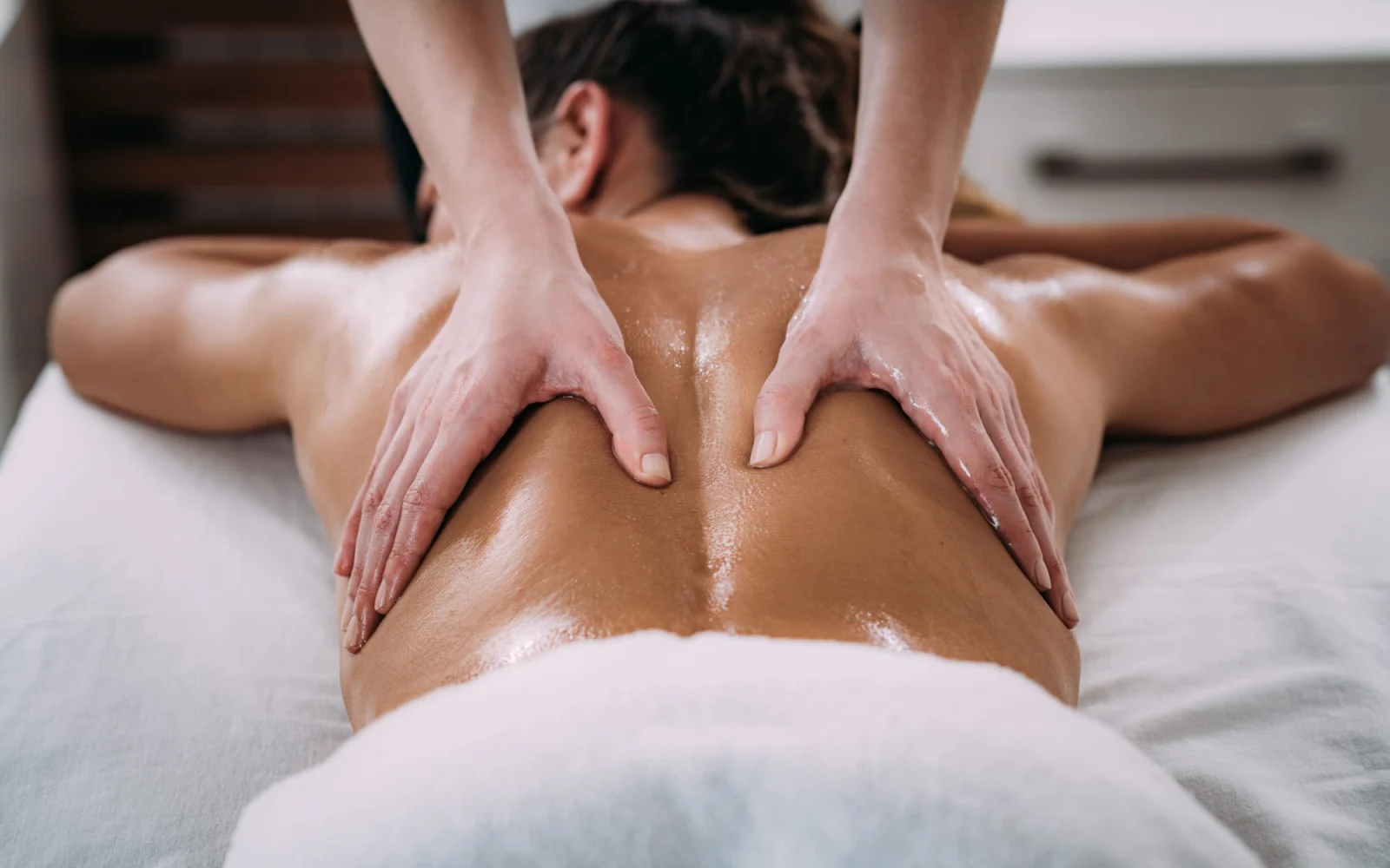 Massages — Izzy, Verbier